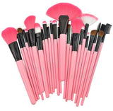 24-компонентный набор для макияжа в розовом цвете